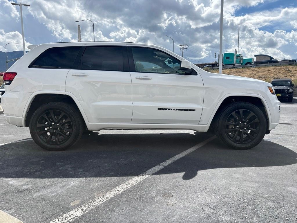 2020 Jeep Grand Cherokee Altitude - Photo 8