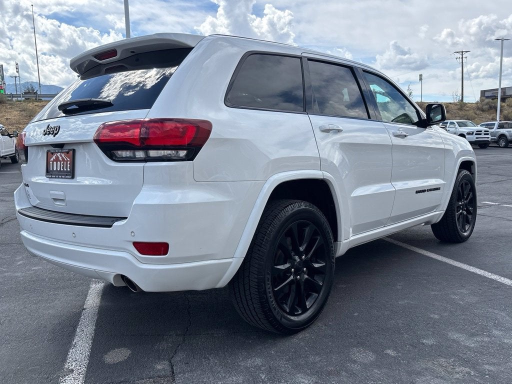 2020 Jeep Grand Cherokee Altitude - Photo 9