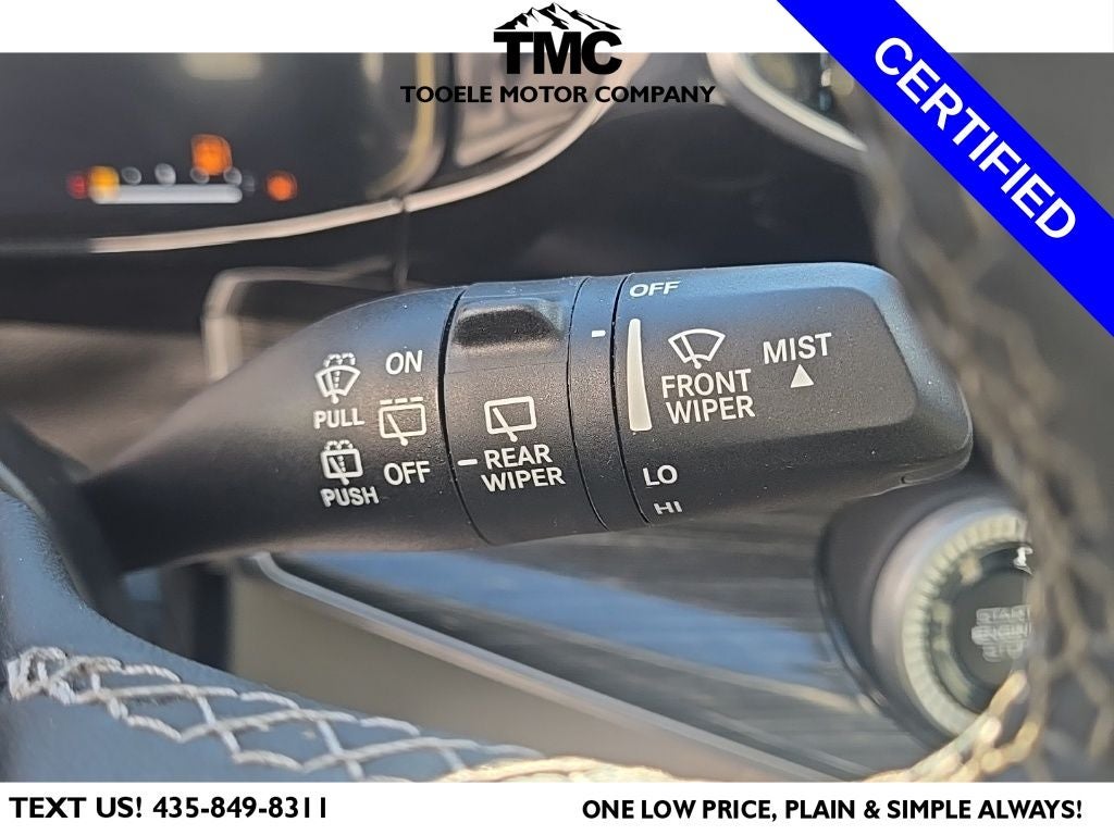 2022 Jeep Wagoneer Series III + 3 Panel Moonroof + Heated Front & Rear Seats