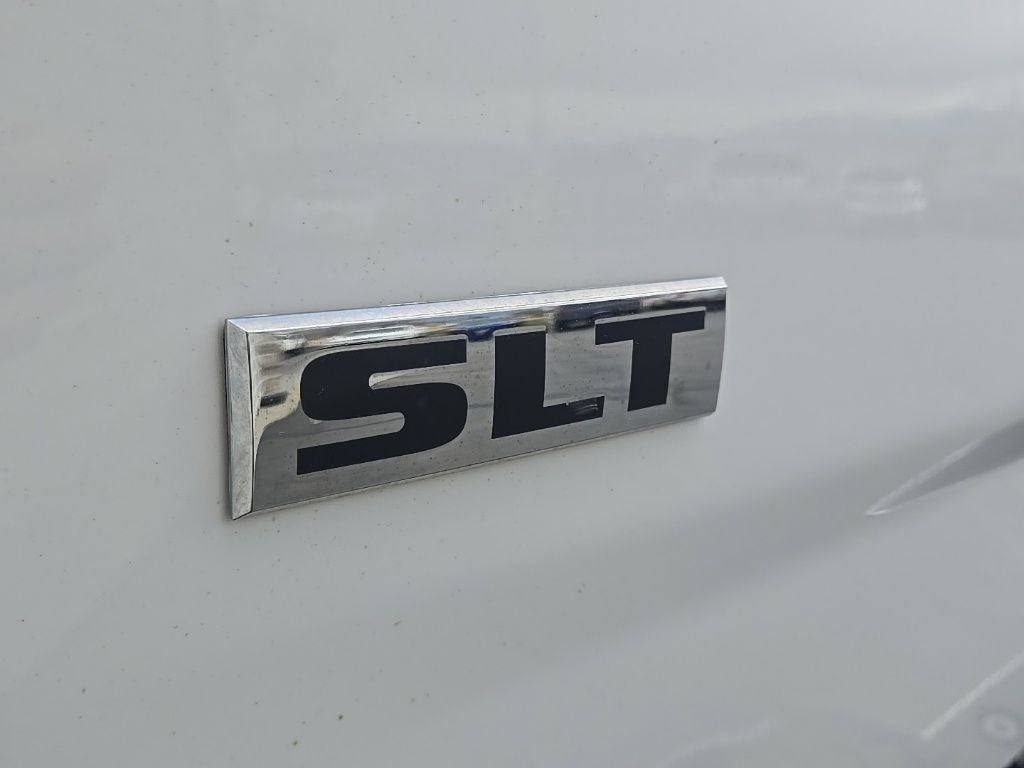 2018 RAM 1500 SLT