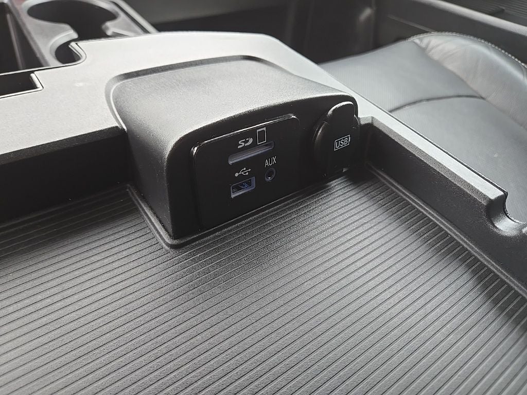 2015 RAM 1500 Sport + Moonroof + Heated Front & Rear Seats & Steering