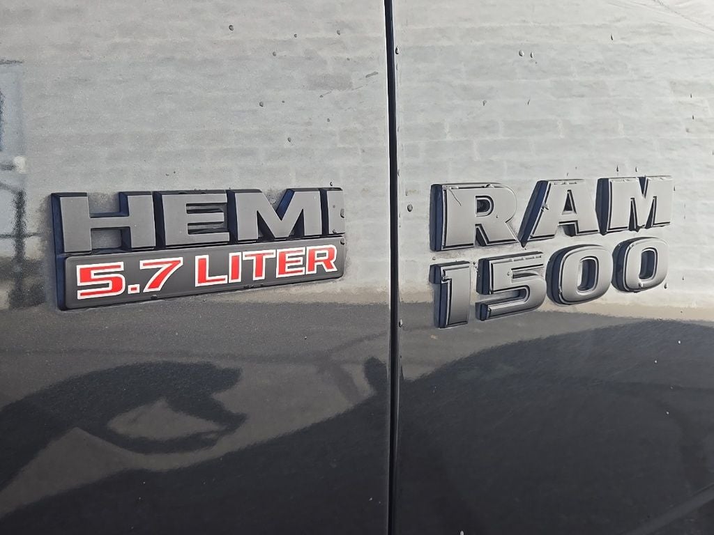 2016 RAM 1500 Sport + Heated Front Seats + Heated Steering Wheel