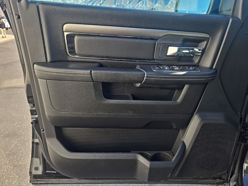 2016 RAM 1500 Sport + Heated Front Seats + Heated Steering Wheel