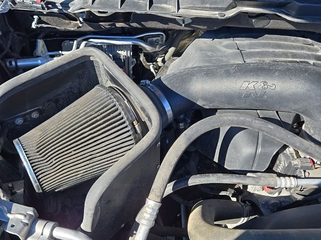 2016 RAM 1500 Sport + Heated Front Seats + Heated Steering Wheel