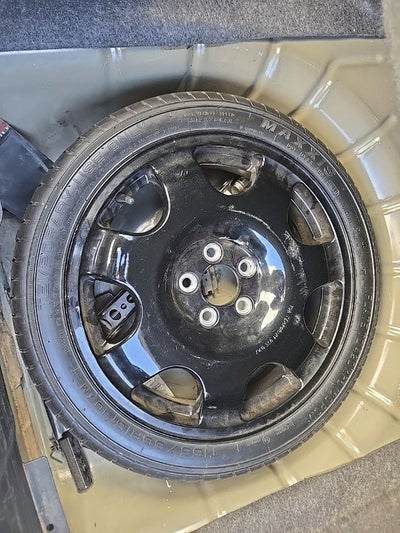 2017 Ford Mustang EcoBoost Premium + Heated & Cooled Front Seats