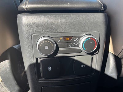 2023 Ford Explorer XLT 202A
