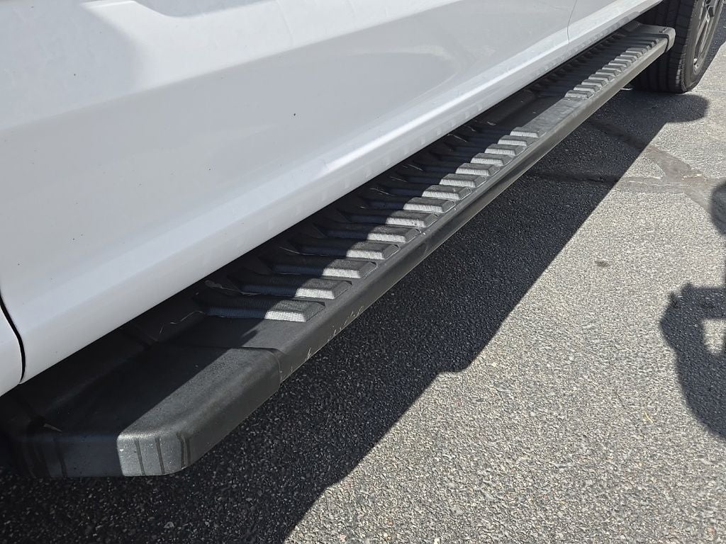 2015 Ford F-150 Lariat + Max Trailer Tow Package + FX4 Off-Road Package