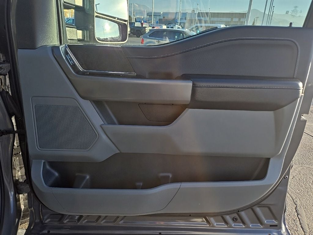 2025 Ford F-150 XLT FX4 302A Luxury