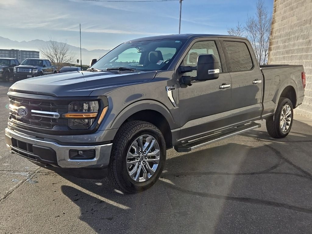 2025 Ford F-150 XLT FX4 302A Luxury
