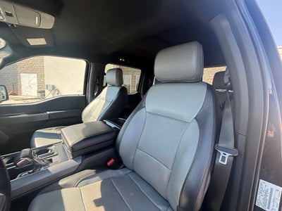 2023 Ford F-150 Lightning Lariat