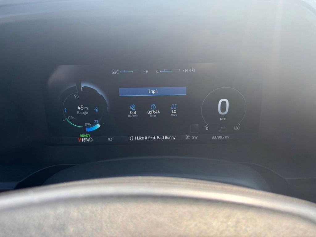 2023 Ford F-150 Lightning Lariat