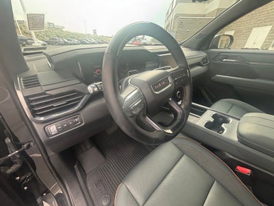 2024 GMC Acadia AT4