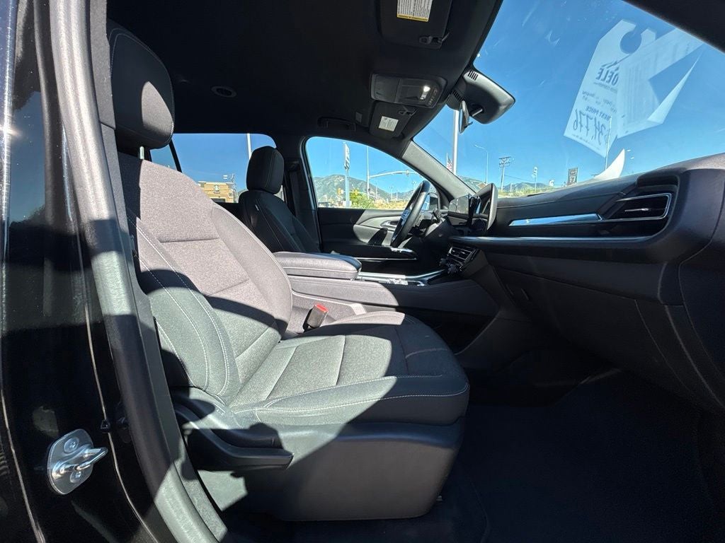 2024 Chevrolet Traverse LT 2LT