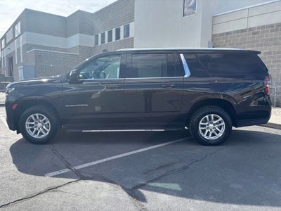 2023 Chevrolet Suburban LT