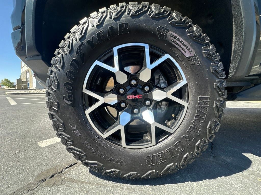 2024 GMC Canyon AT4X