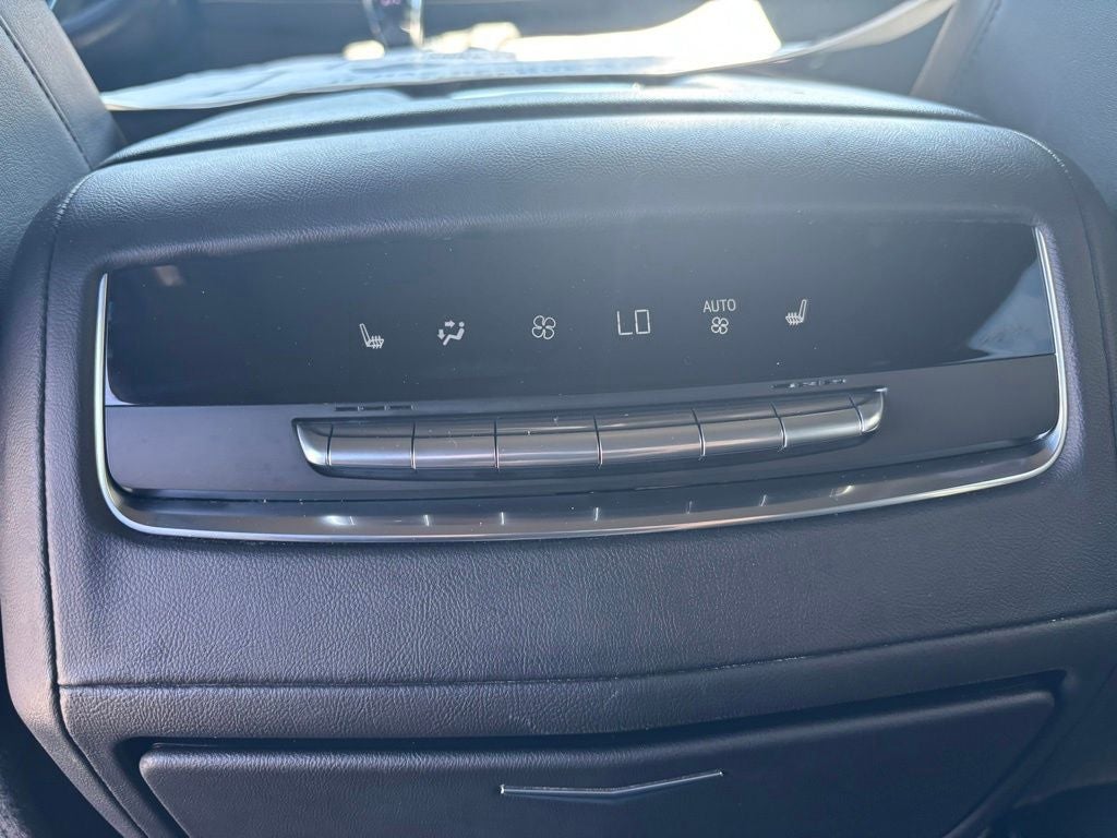 2021 Cadillac Escalade ESV Premium