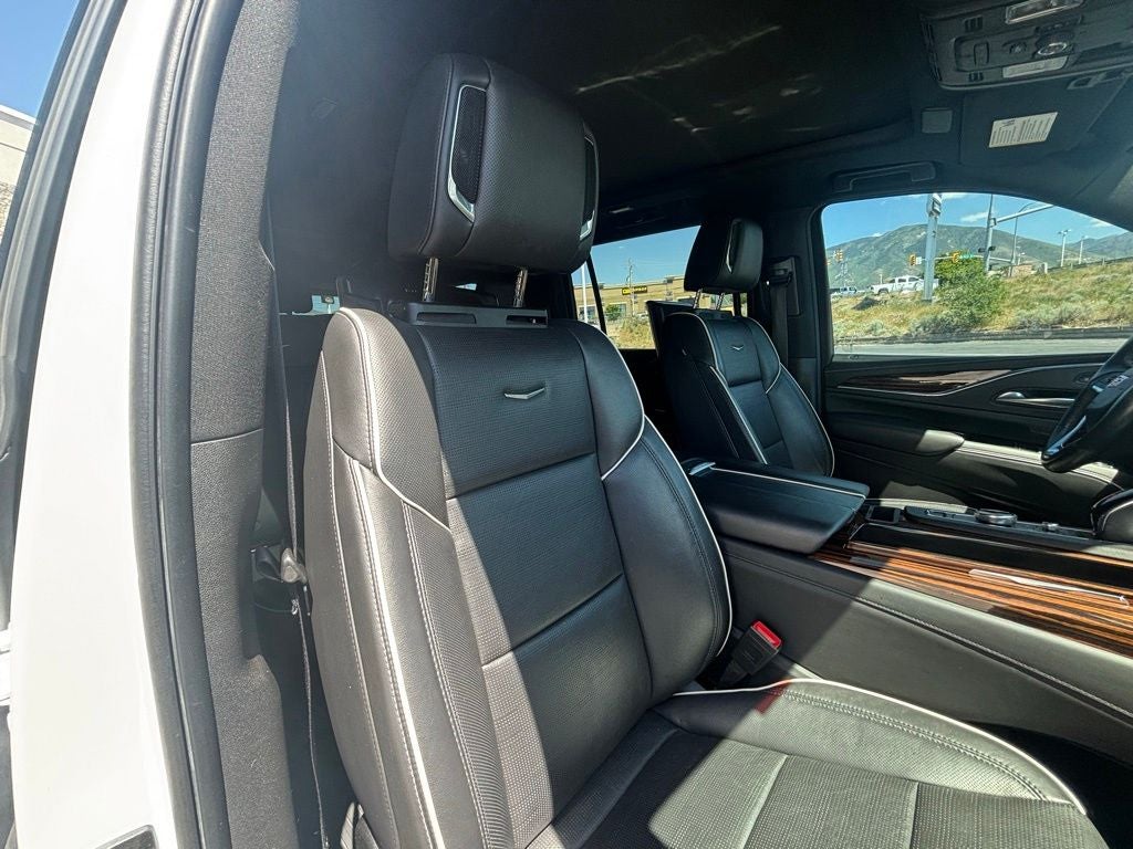 2021 Cadillac Escalade ESV Premium