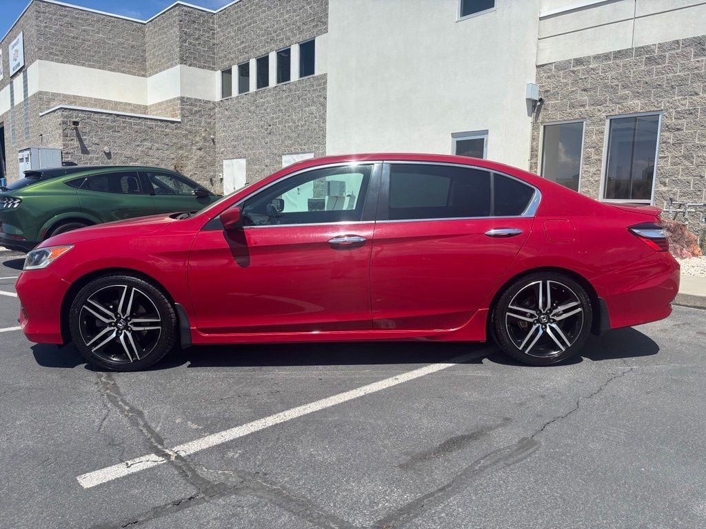 Used 2017 Honda Accord Sport SE with VIN 1HGCR2F15HA040998 for sale in Tooele, UT