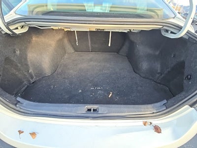 2012 Nissan Altima 2.5 S + Remote Keyless Entry