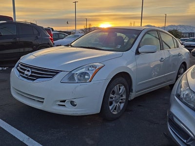 2012 Nissan Altima 2.5 S + Remote Keyless Entry