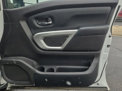 2021 Nissan Titan SV