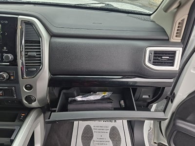 2021 Nissan Titan SV