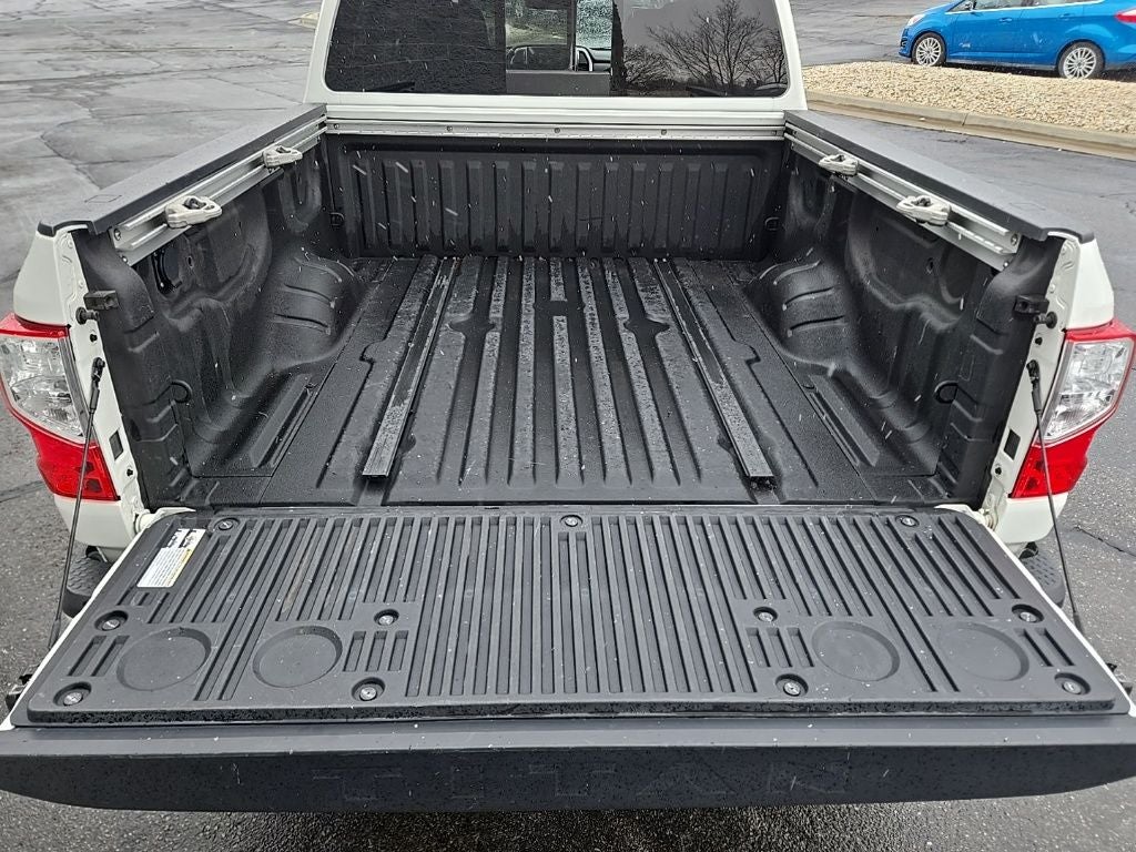 2021 Nissan Titan SV