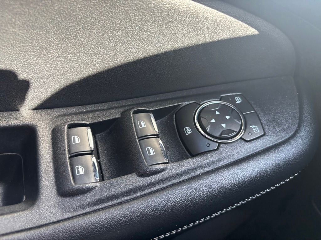 2022 Ford Edge ST