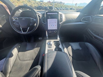 2022 Ford Edge ST