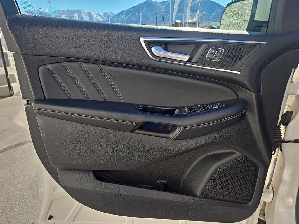 2016 Ford Edge Sport