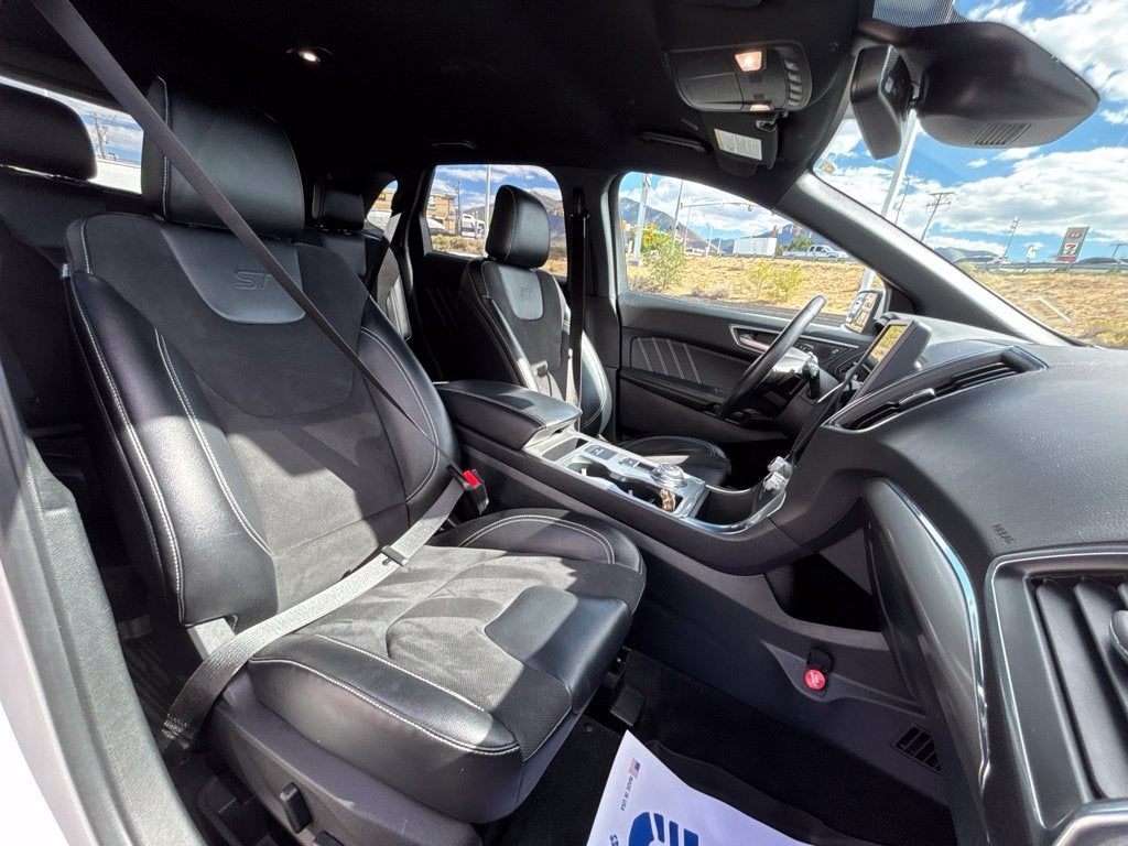 2023 Ford Edge ST