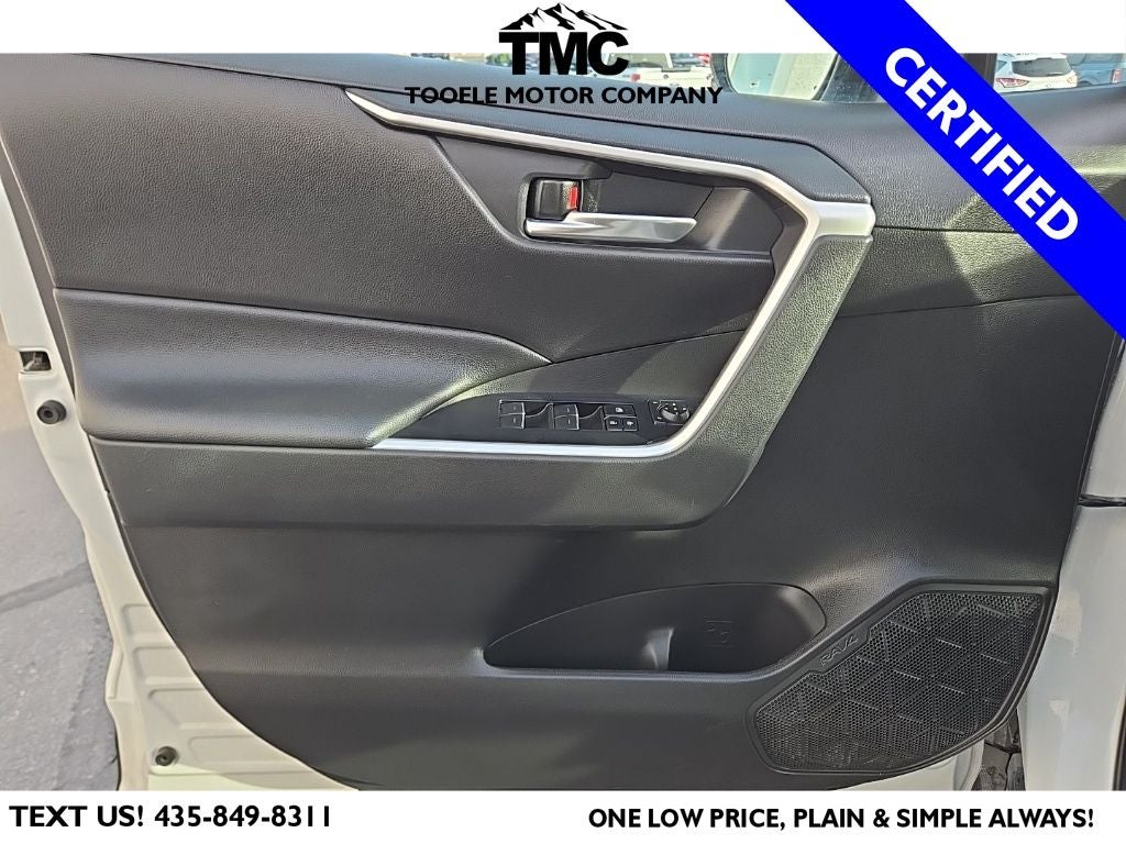 2024 Toyota RAV4 XLE Premium + Moonroof