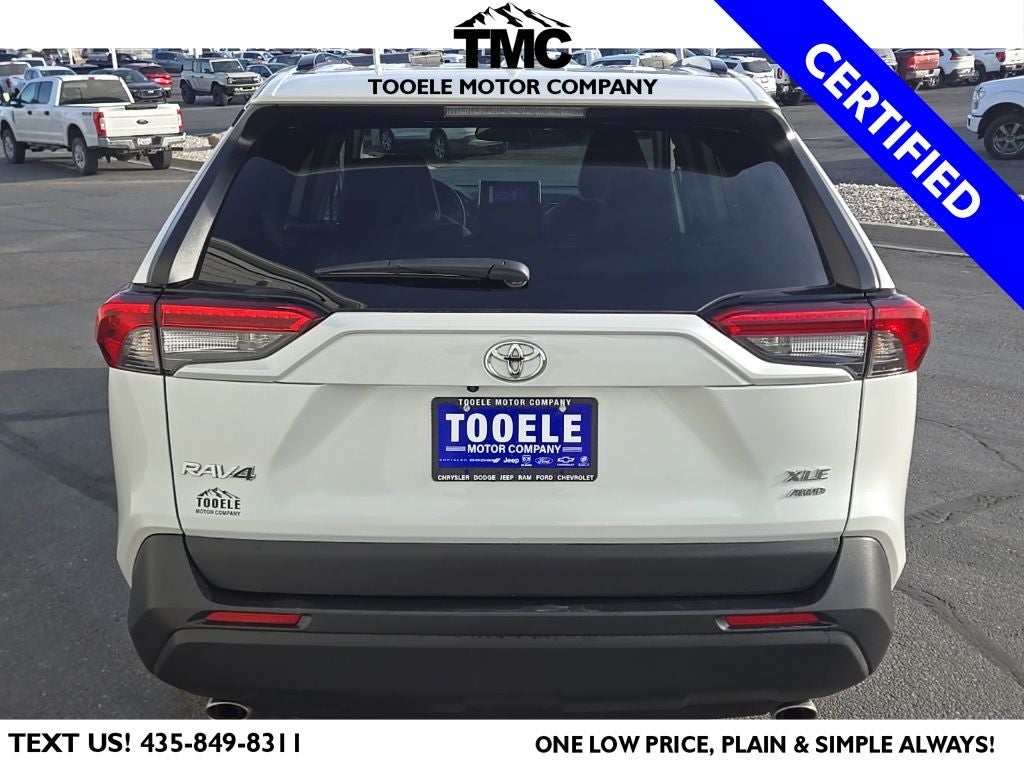 2024 Toyota RAV4 XLE Premium + Moonroof