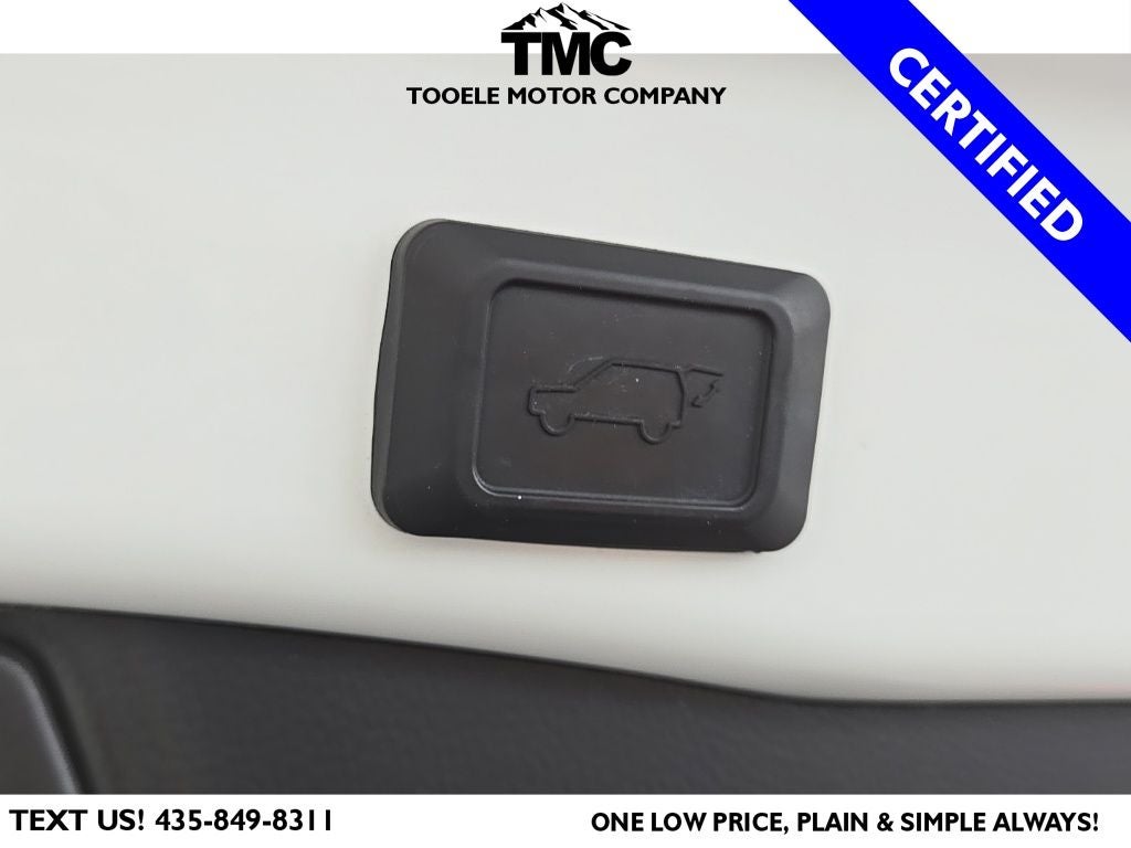 2024 Toyota RAV4 XLE Premium + Moonroof