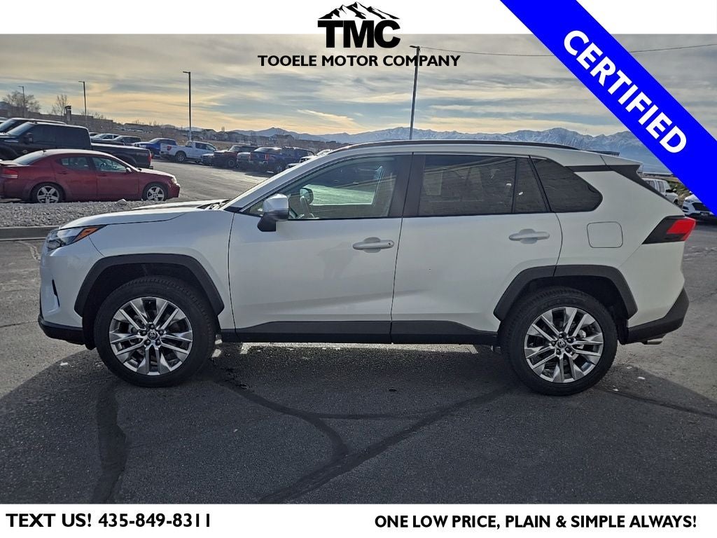 2024 Toyota RAV4 XLE Premium + Moonroof
