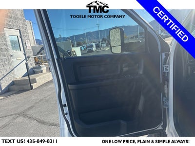 2022 RAM 3500 Tradesman + Keyless Entry + Push-Button Start