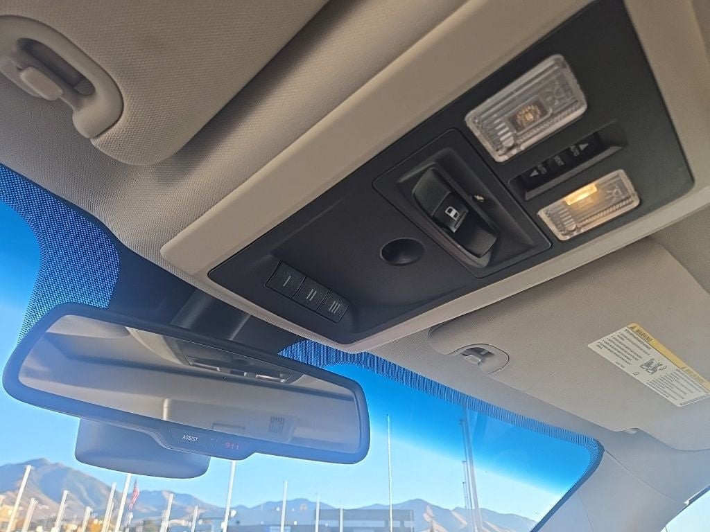 2013 RAM 3500 Laramie + Moonroof + Quick Order Package 2FH