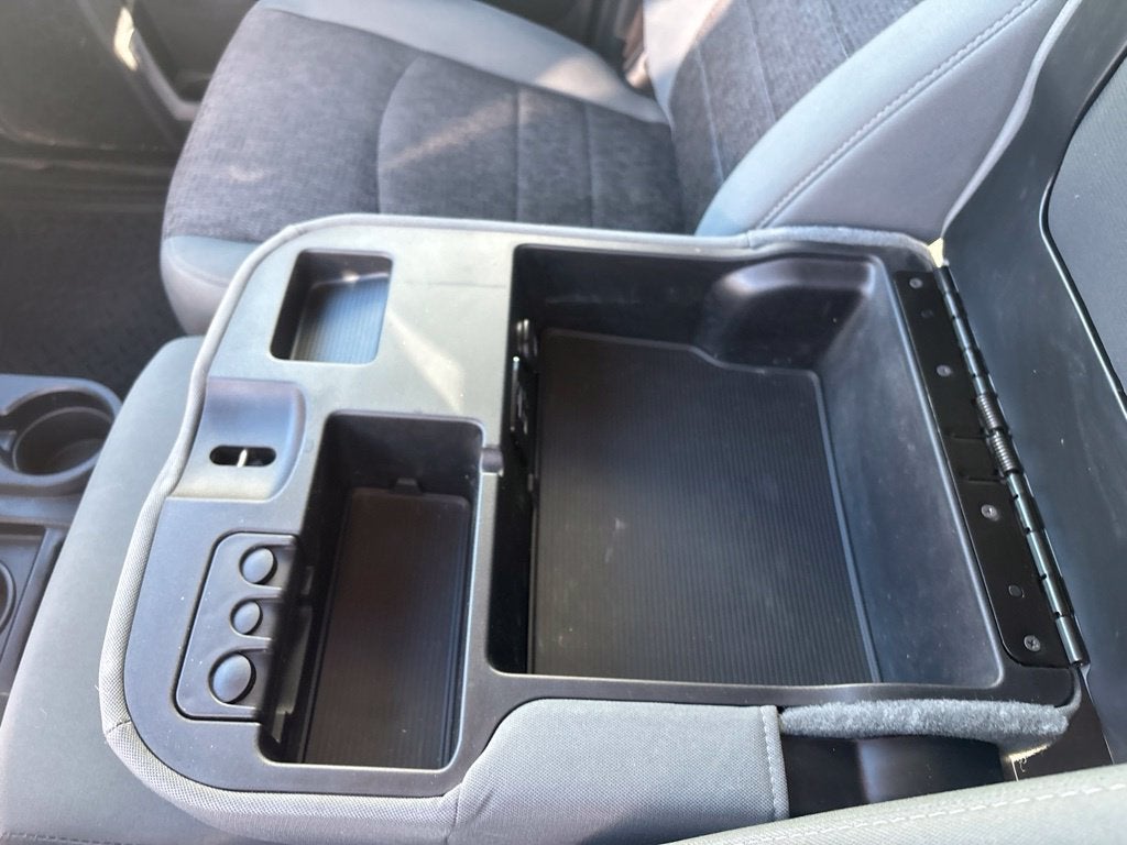 2014 RAM 2500 Outdoorsman Manual Transmission