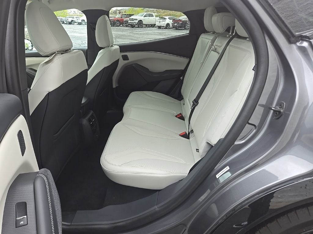 2023 Ford Mustang Mach-E Premium Extended Range