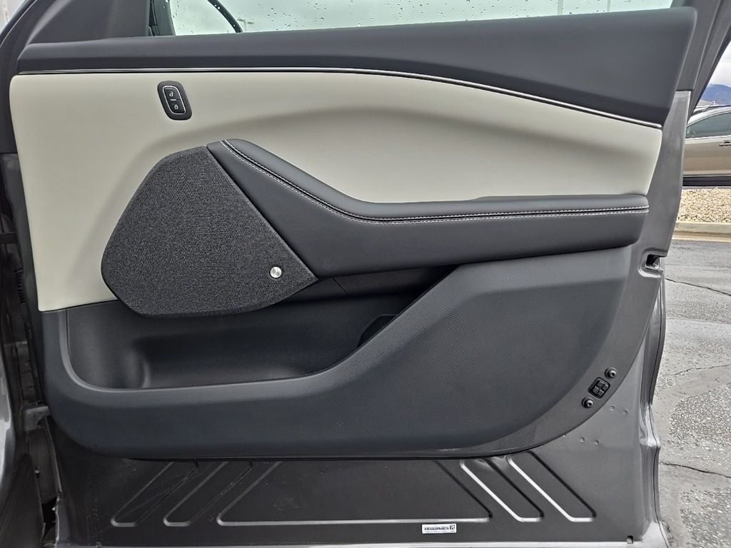 2023 Ford Mustang Mach-E Premium Extended Range