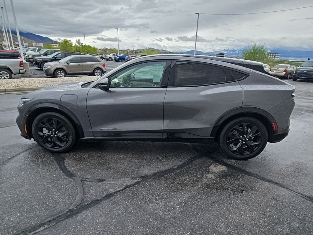 2023 Ford Mustang Mach-E Premium Extended Range
