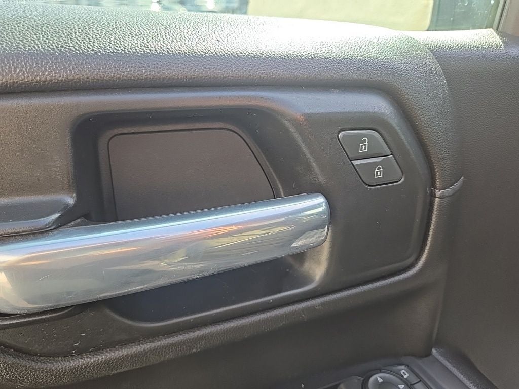 2021 Chevrolet Silverado 1500 LT + Z71 Off-Road Pkg