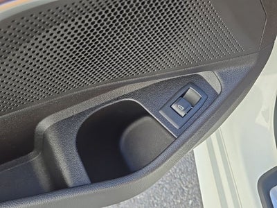 2022 BMW 3 Series 330i xDrive + M Sport Package (337)