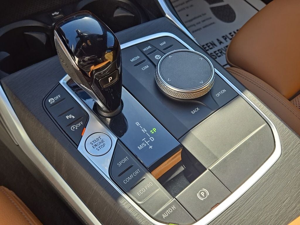 2022 BMW 3 Series 330i xDrive + M Sport Package (337)