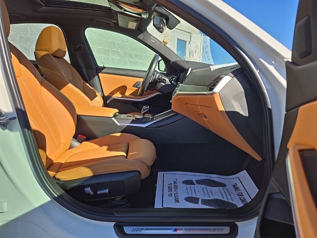2022 BMW 3 Series 330i xDrive + M Sport Package (337)
