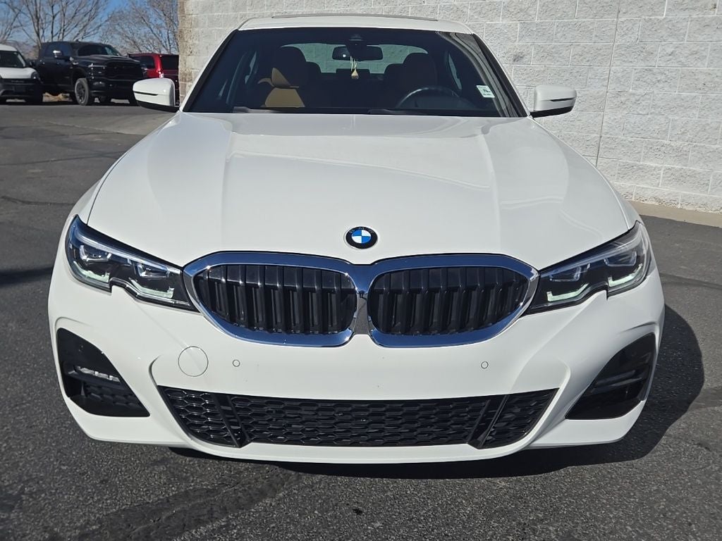2022 BMW 3 Series 330i xDrive + M Sport Package (337)