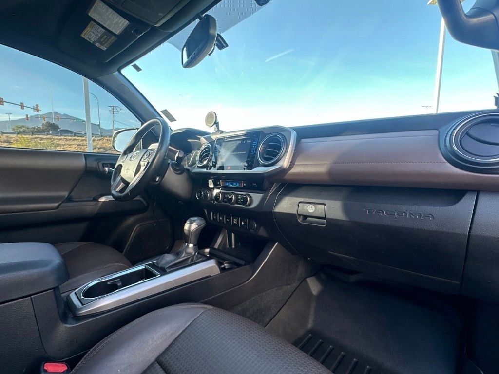 2016 Toyota Tacoma Limited V6