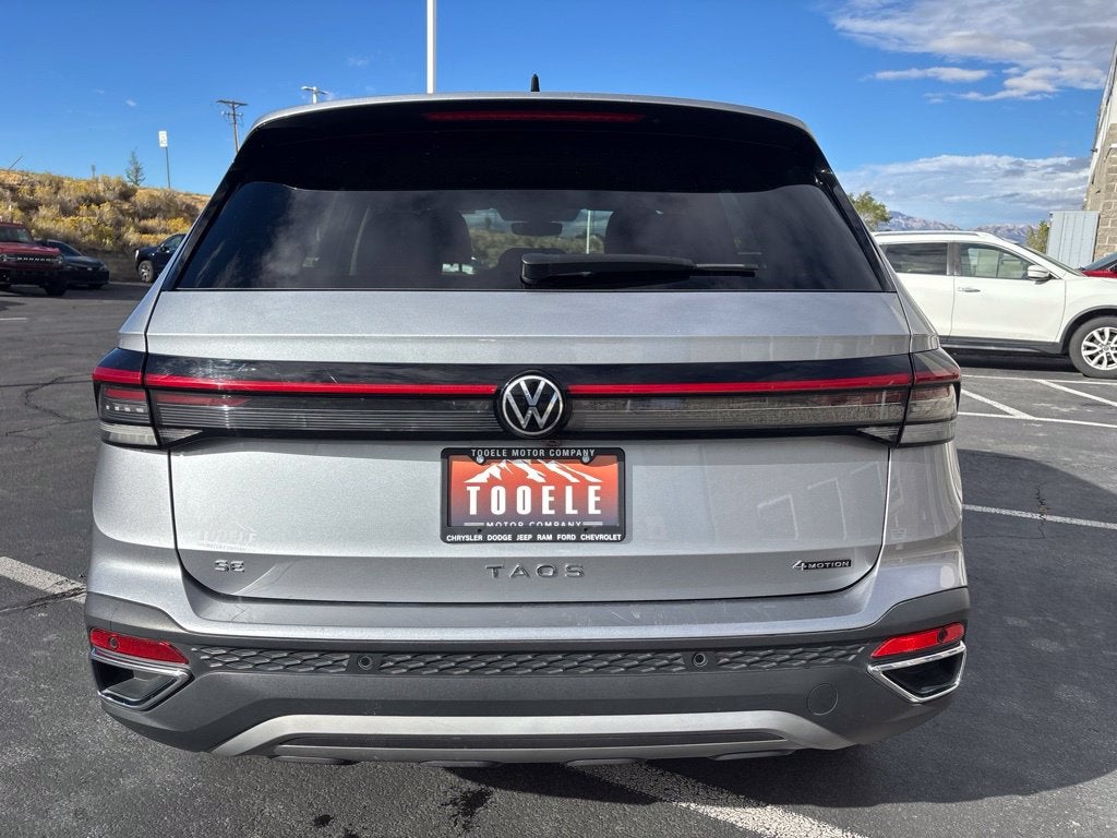 2025 Volkswagen Taos 1.5T SE