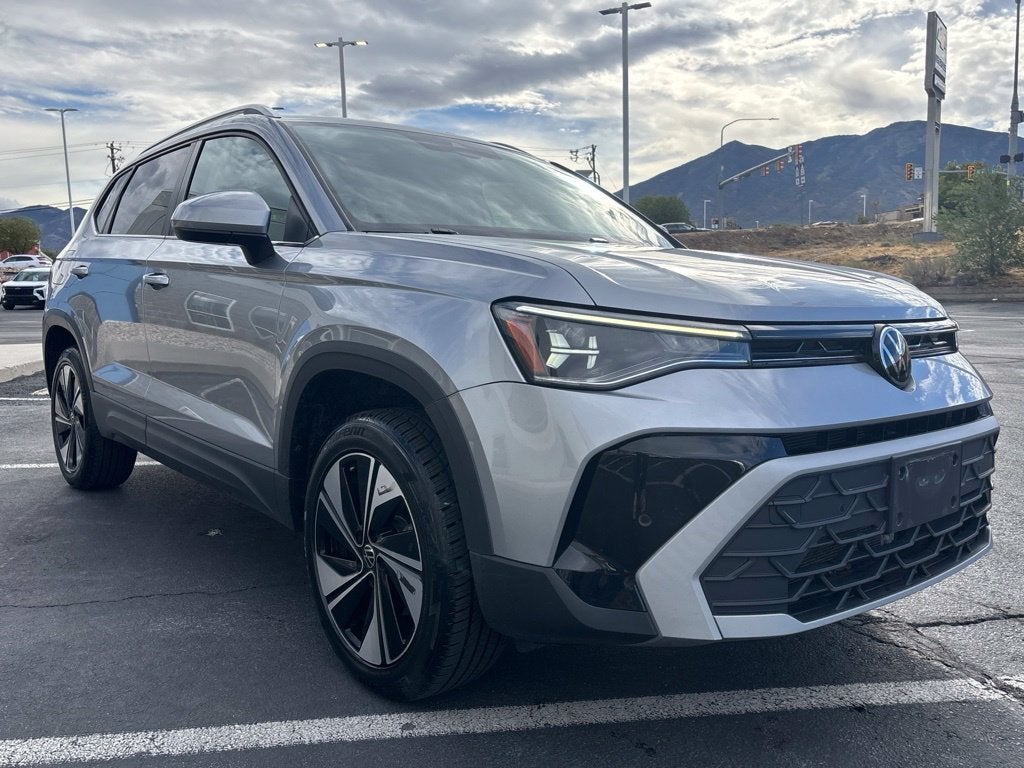 2025 Volkswagen Taos 1.5T SE