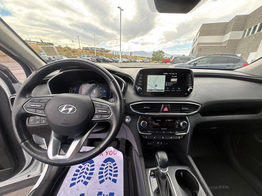 2020 Hyundai Santa Fe Limited - Photo 17